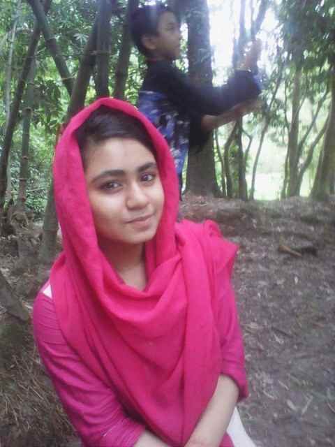 Beautiful village muslim 18 babe xxx hot pic full nude pics albums (2)