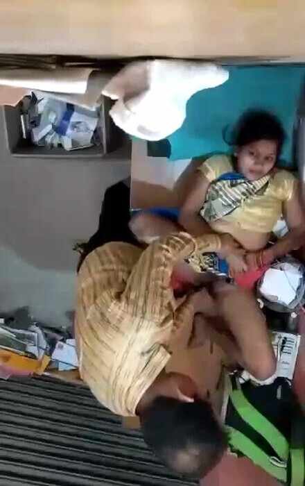 Doctor fingering boobs pressing to patient desi mmsxxx mms