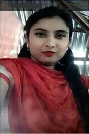 Very beautiful village sexy girl xnxx video desi show big boobs