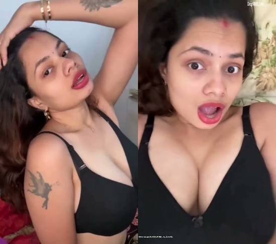 Beautiful-hot-desi-bhabhi-porn-big-boob-nude-live-HD.jpg