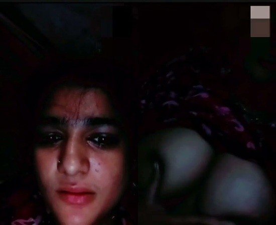 Super-cute-pak-babe-pakistani-sex-nude-show-tits.jpg