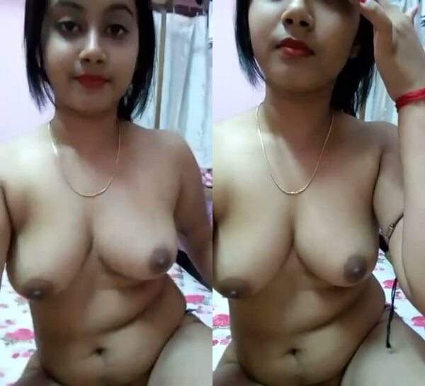 Super cute 18 hottest perfect figure college babe sex sites desi nude HD